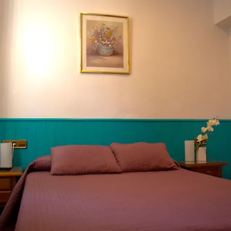 La Muralla Pensión *