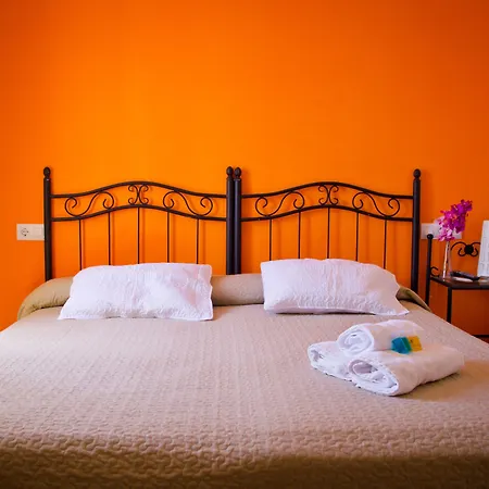 La Muralla Pensión Sevilla