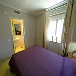 La Muralla Guest house Seville